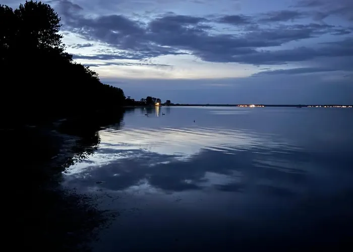 Bay Wynajem Domkow 斯瓦热沃