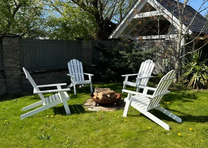 Bay Wynajem Domkow * 斯瓦热沃