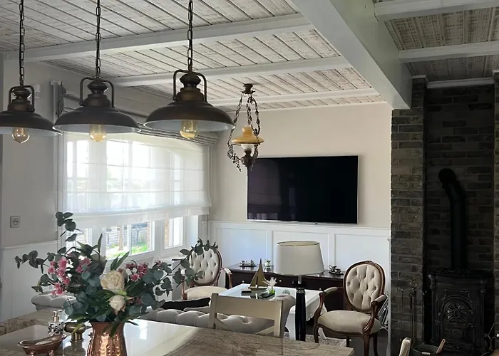 Bay Wynajem Domkow * 斯瓦热沃