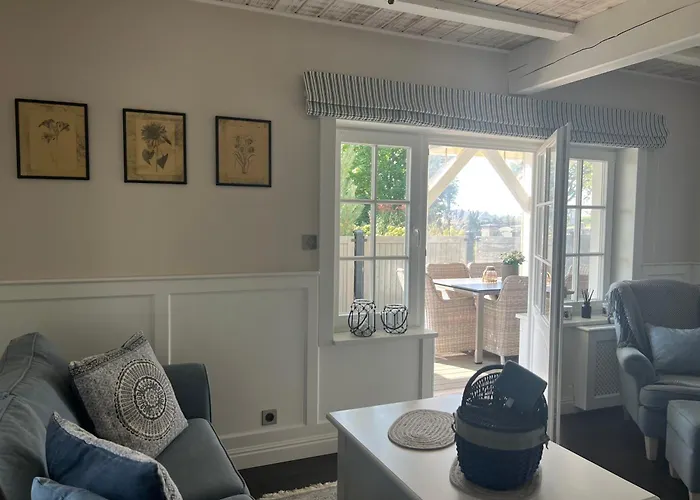 Bay Wynajem Domkow 斯瓦热沃