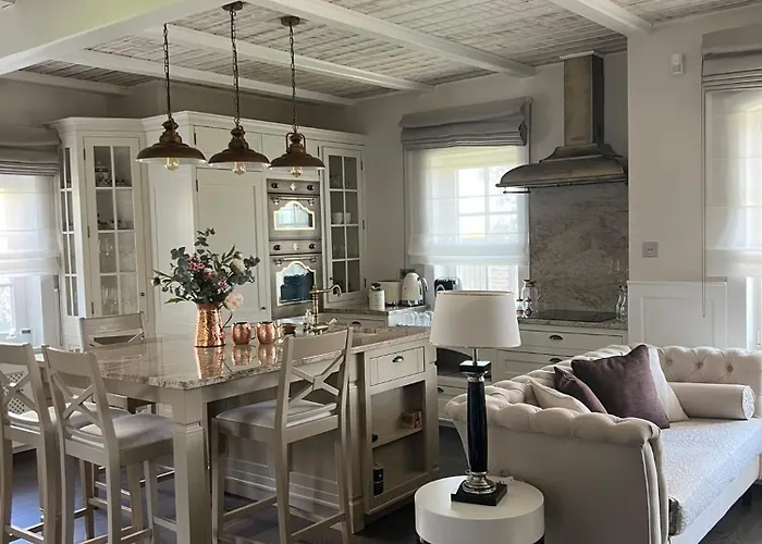 Bay Wynajem Domkow *